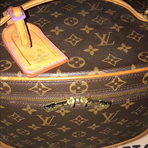 đź’Ż% Authentic Louis Vuitton Nice Cosmetic Vanity - Picture 2 of 5